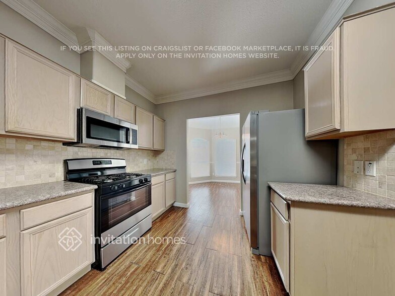 Building Photo - 18530 Burgundy Sky Way