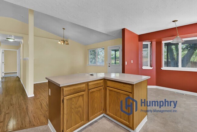 Building Photo - Charming home in Meridian