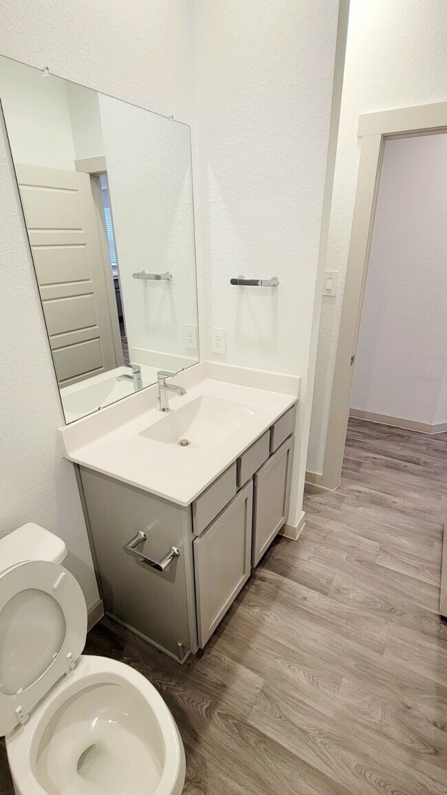 Building Photo - 2907 Stamford Hl Ln