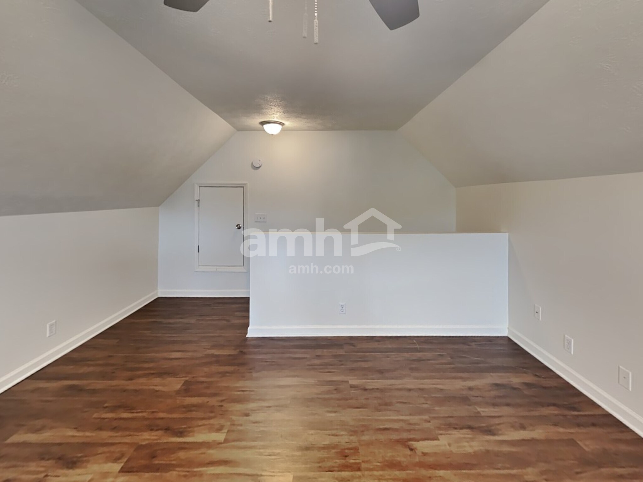 Building Photo - 1630 E Blairmont Dr