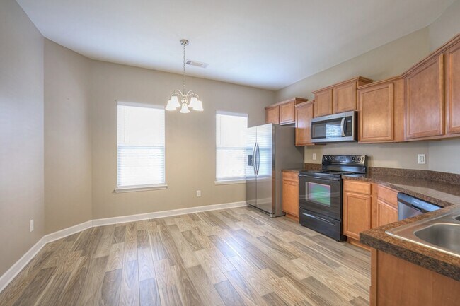 Building Photo - 5441 Perlou Ln