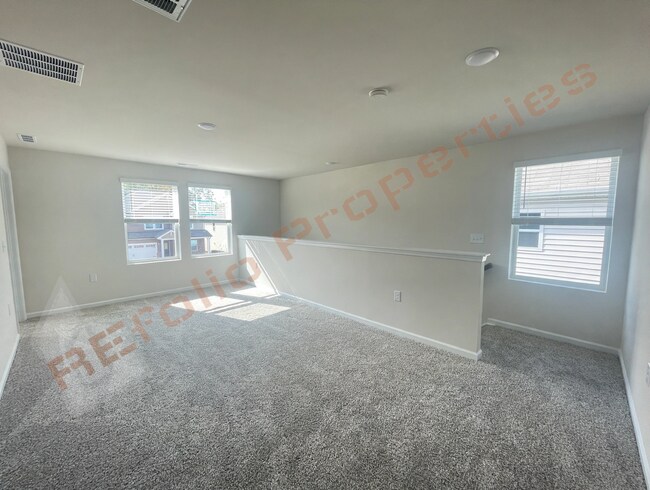 Building Photo - 127 Tourmaline Hl Dr
