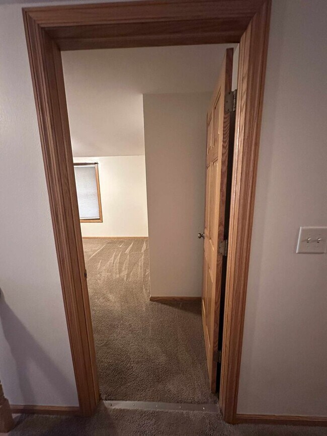 Building Photo - Click the “Apply Now” button or email wapmrentals@gmail.com for a prompt response.