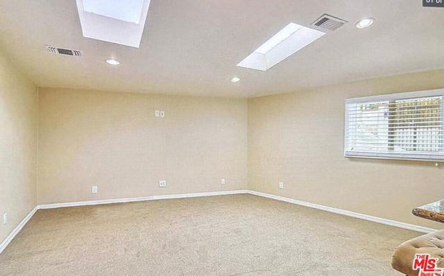 Building Photo - 1552 Crater Ln