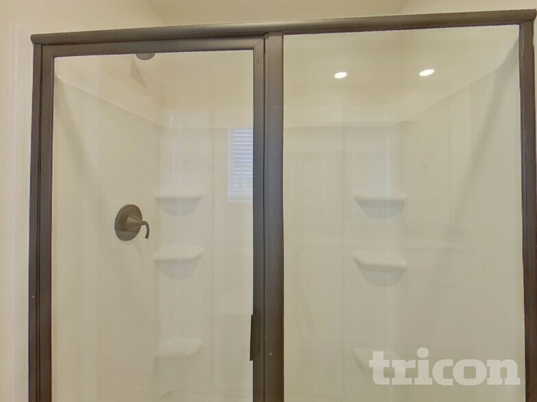 Building Photo - 7114 Jerimoth Dr