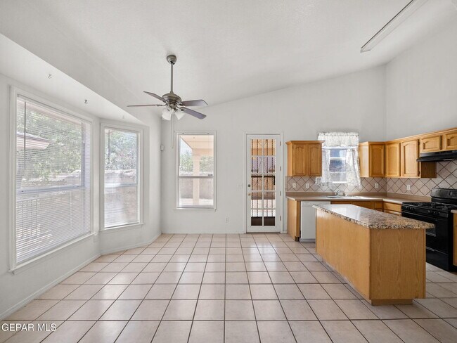 Building Photo - 5416 Roger Maris Dr