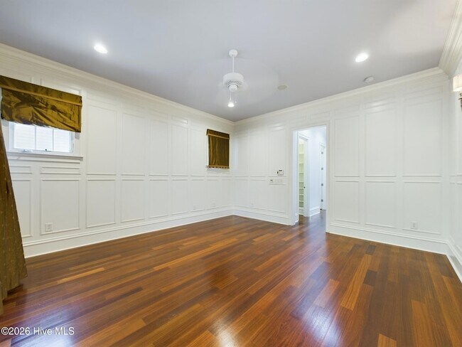 Building Photo - 3724 Rolston Dr