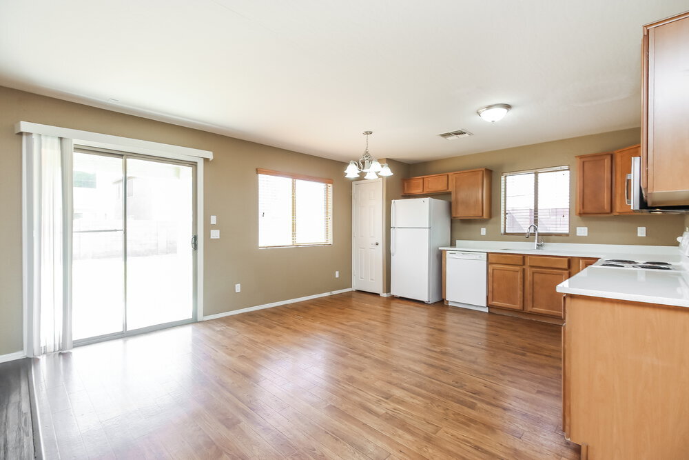 Building Photo - 3301 W Carlos Ln