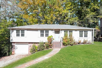 Building Photo - 908 Kathryne Cir