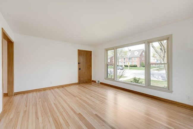 Building Photo - 8201 W North Ave