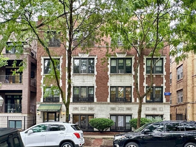 Building Photo - 849 W Wolfram St