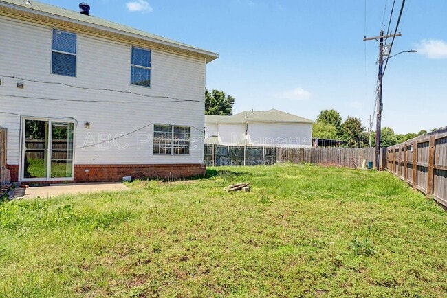 Building Photo - 3033 Mica St
