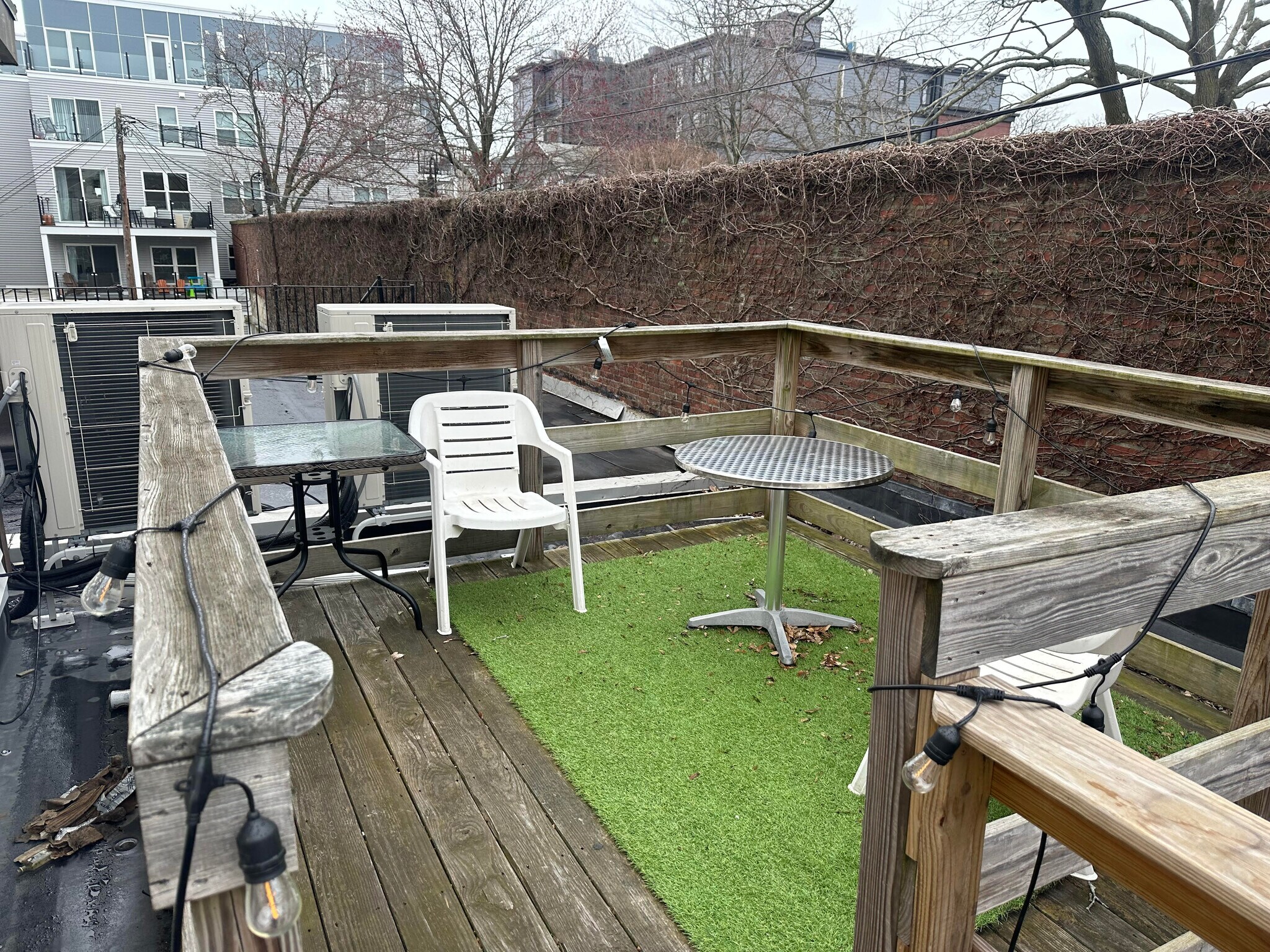 Building Photo - 519 E 3rd St