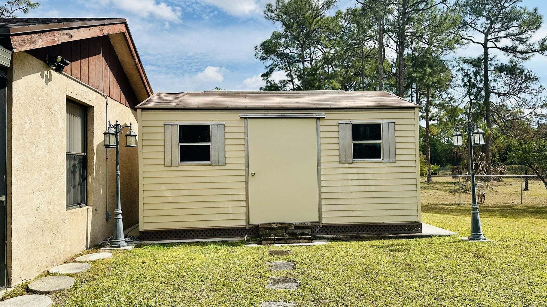 Building Photo - 11952 60th St N