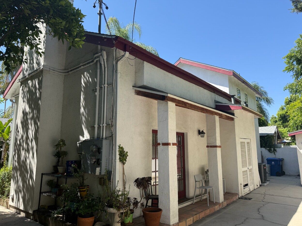 Building Photo - 5408 Morella Ave