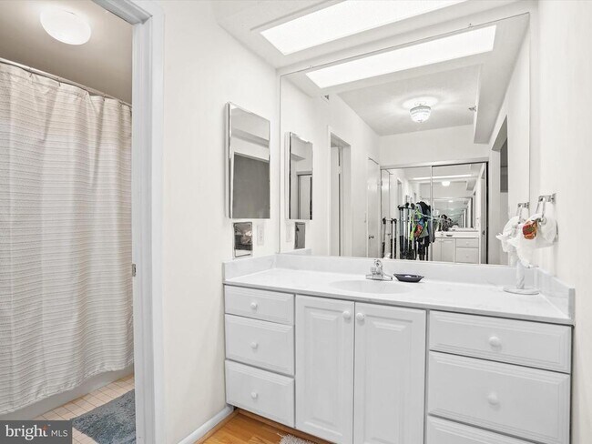 Building Photo - 5501 Seminary Rd