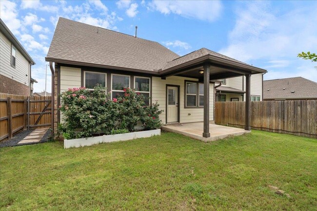 Building Photo - 7617 Saginaw Dr