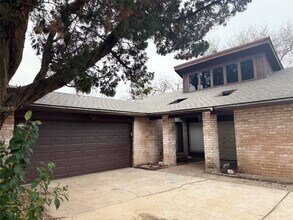 Building Photo - 3514 W Creek Club Dr