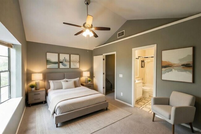 Building Photo - 11901 Swearingen Dr