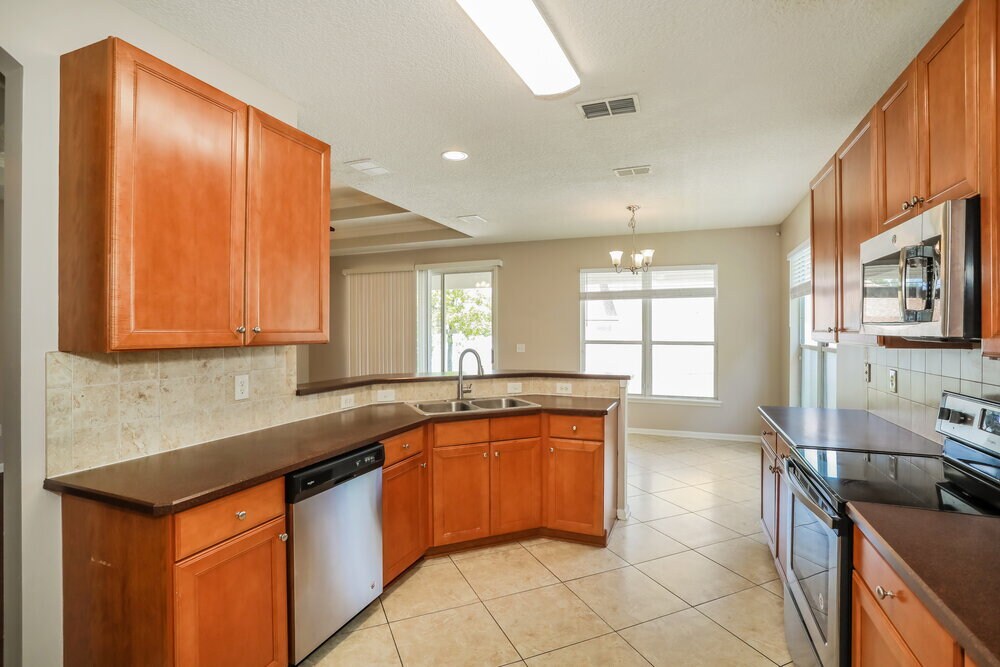 Building Photo - 4016 Leatherwood Dr