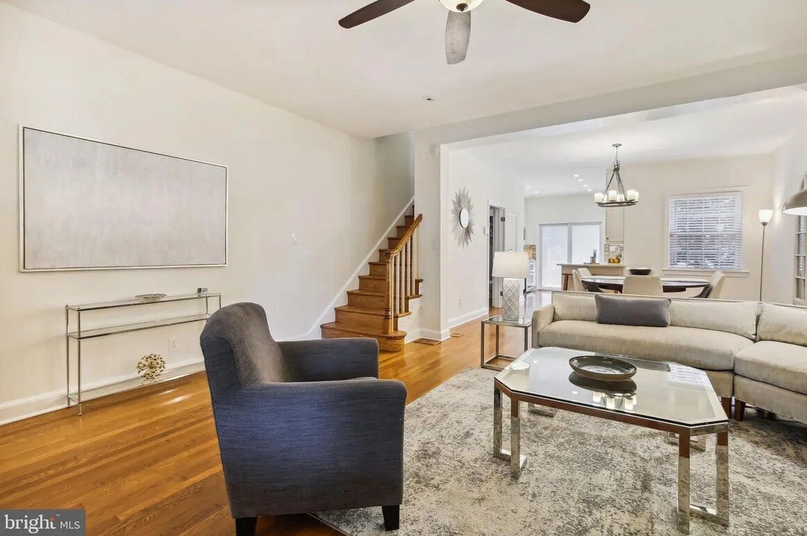 Building Photo - 1770 Hobart St NW