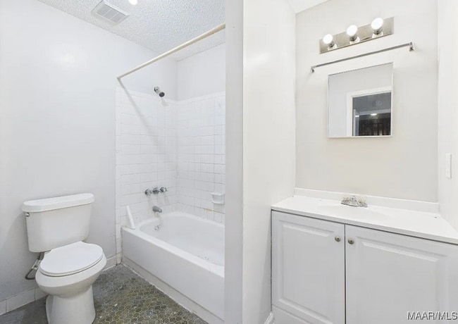 Building Photo - 3218 Riderwood Dr