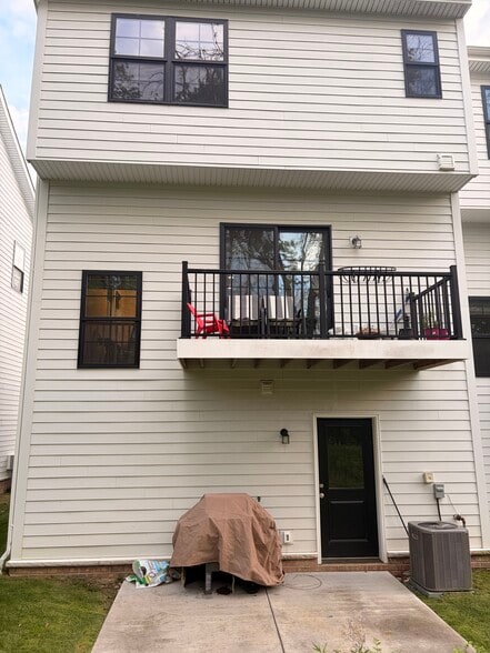 Building Photo - 310 Thurgood Dr