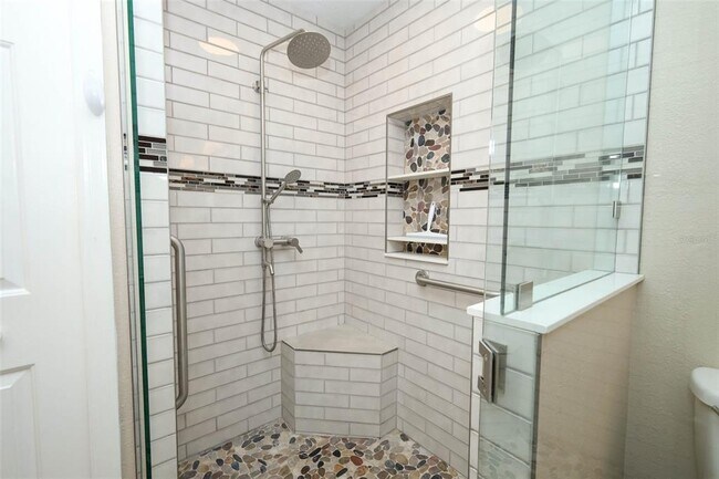 Building Photo - 2021 Arbor Way