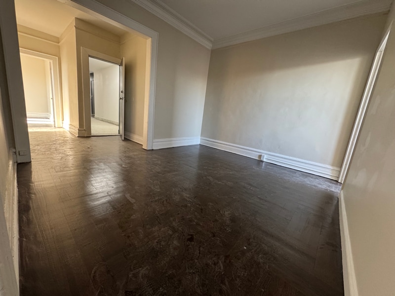 Building Photo - 210 Roseville Ave