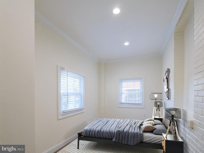 Building Photo - 2828 Buena Vista Terrace SE