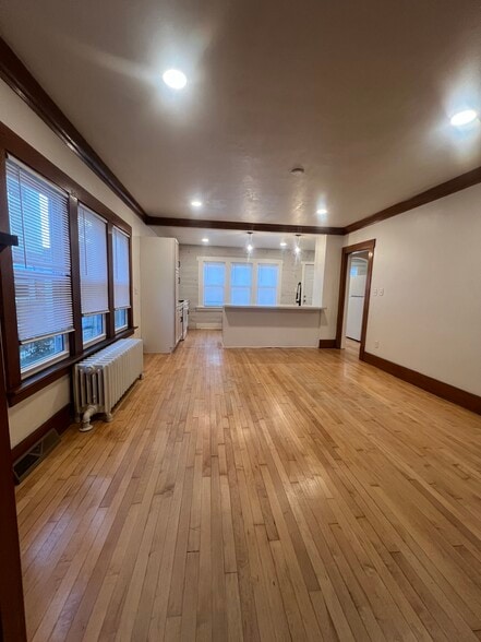 Building Photo - 2033 S 82nd St