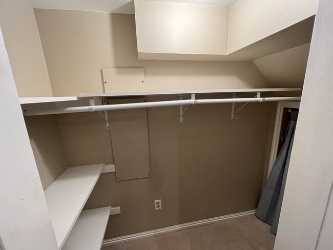 Building Photo - 2521 Dearborn St