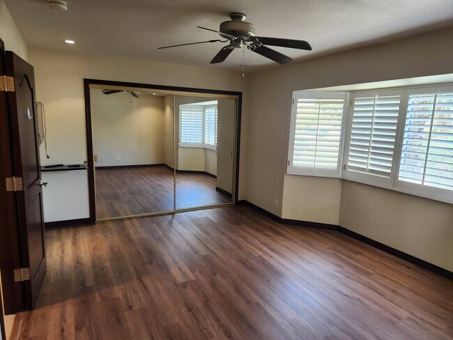 Building Photo - 79860 Fiesta Dr