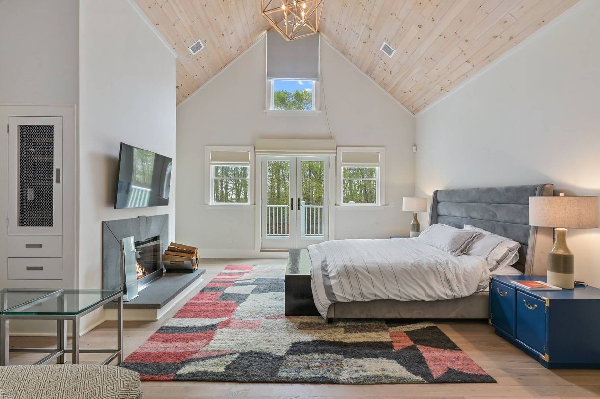 Building Photo - 118 Water Mill Towd Rd