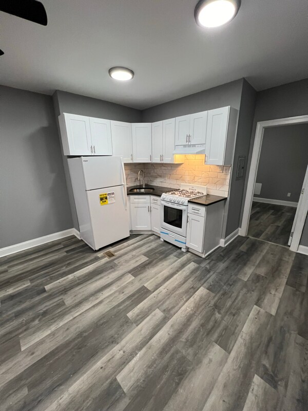 Building Photo - 1225 Belmont Ave