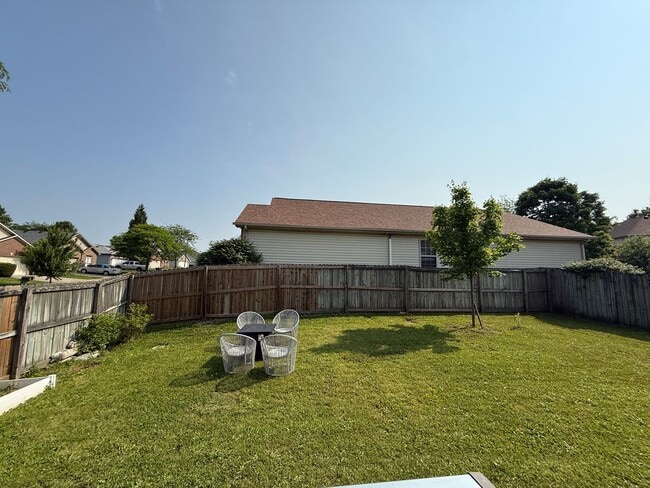Building Photo - Experience Bright Living in This Stunning 4-Bedroom Home!
