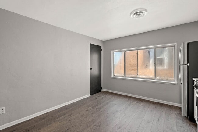 Building Photo - 1025 Brownsville Rd