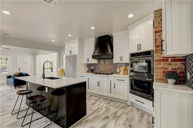 Building Photo - 3 Bed 2.5 Bath 1 Car Garage Built New 2021 in Gatewood Addition
