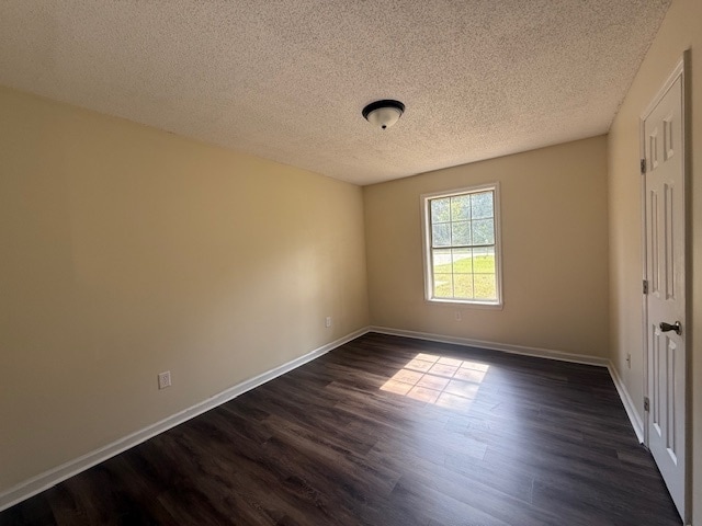 Building Photo - 936 Pineland Ave