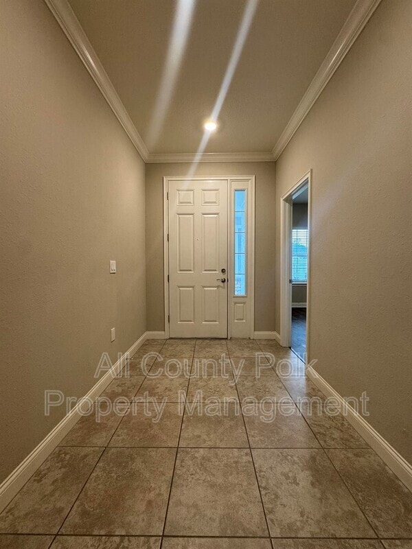 Building Photo - 272 Walkers Point Dr