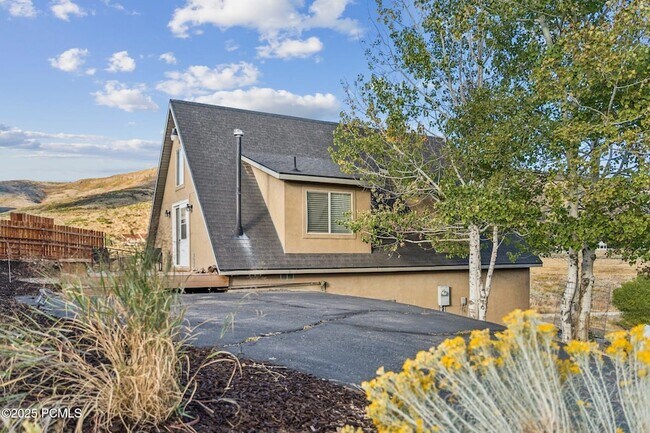 Building Photo - 1235 N 1350 E