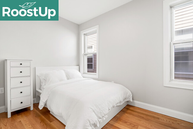 Building Photo - Furnished Private Bedroom in East Boston