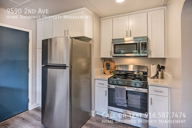 Building Photo - 9590 2nd Ave