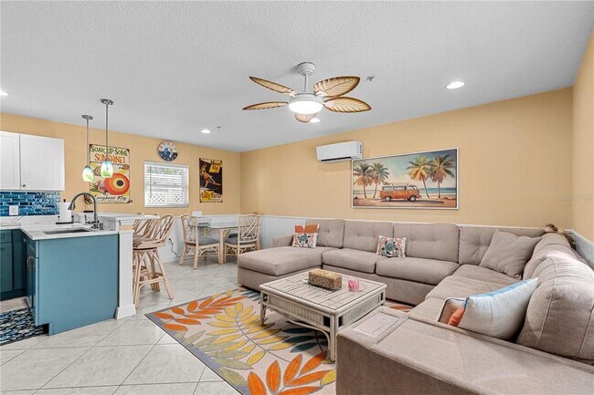 Building Photo - 3740 Gulf of Mexico Dr