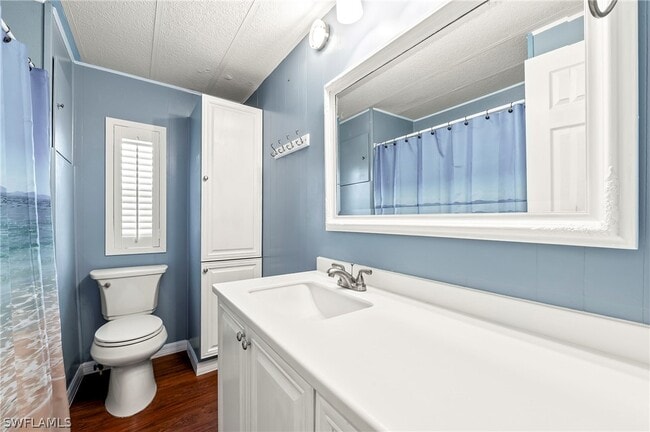 Building Photo - 40 Lemans Dr