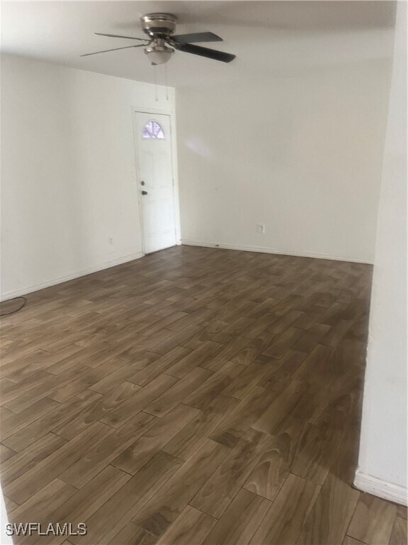 Building Photo - 5013 N Obispo Cir