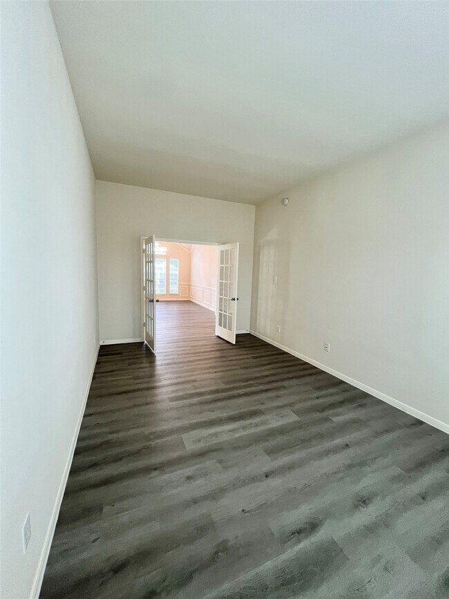Building Photo - 128 Emerald Loch Ln