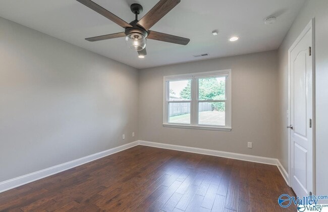 Building Photo - 103 Brownstone Dr