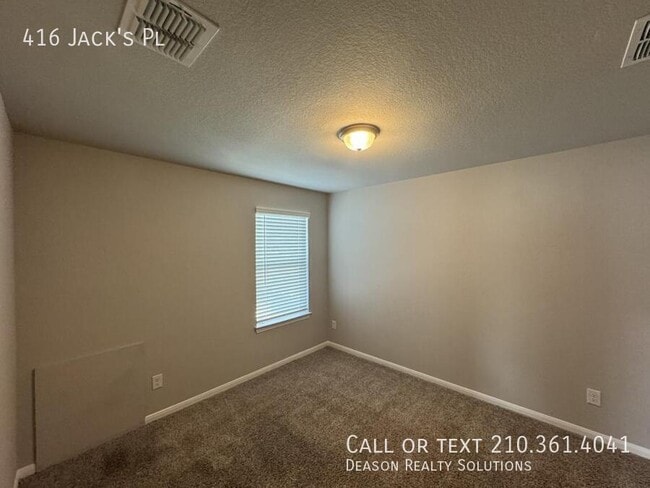 Building Photo - 416 Jack's Pl