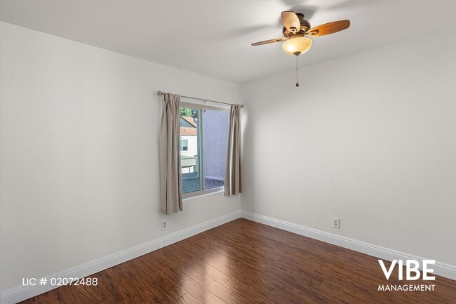 Building Photo - LOCATION, LOCATION, LOCATION!!!! "Hidden C...